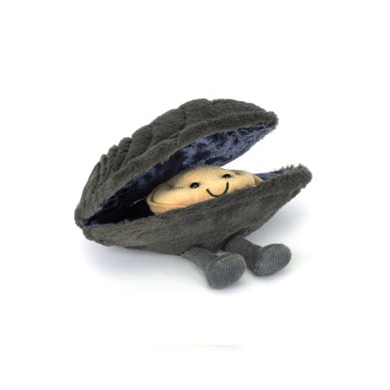 Michelle Mussel by jellycat