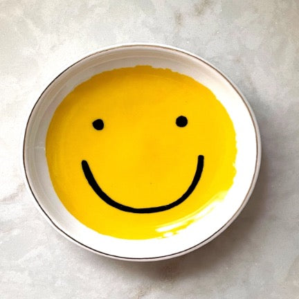 smiley ring tray